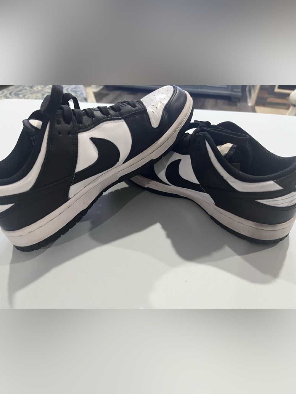 Nike Black and White Men's Low-Top Sneakers